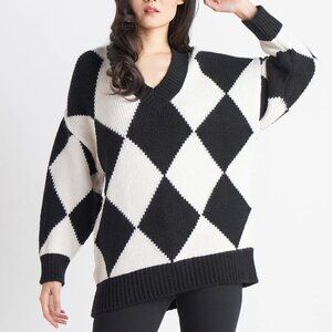 Black Tape_ Women's Checkered-Knit Long-Sleeve Sweater, Size Large